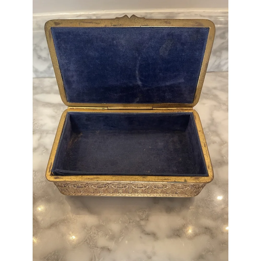 Antique Jennings Brothers Gilt Bronze Jewelry Trinket Box Relief Scene c.1900